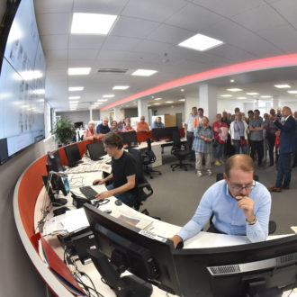 Foto: Das Bild entstand während des FNP-Leserfests bei einer Führung durch die neue Redaktion.