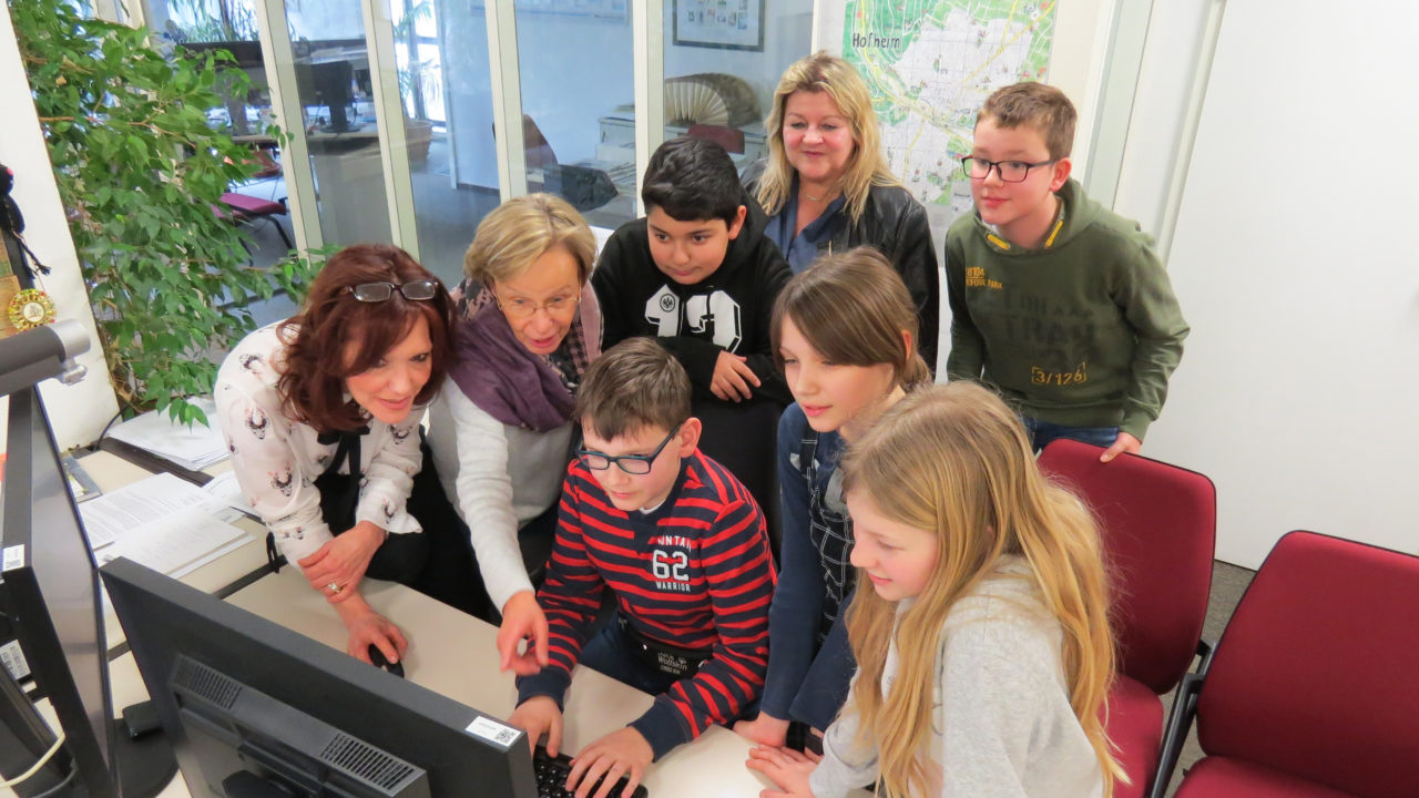 Foto: Das Bild zeigt die Arbeit in der Redaktion