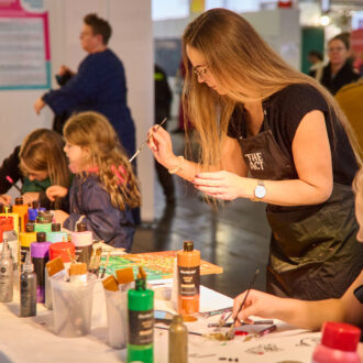Foto: Workshop bei der Kreativ Welt Messe 2025